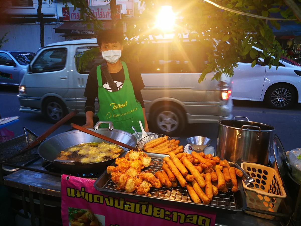 Wj Hostel Bangkok Extérieur photo