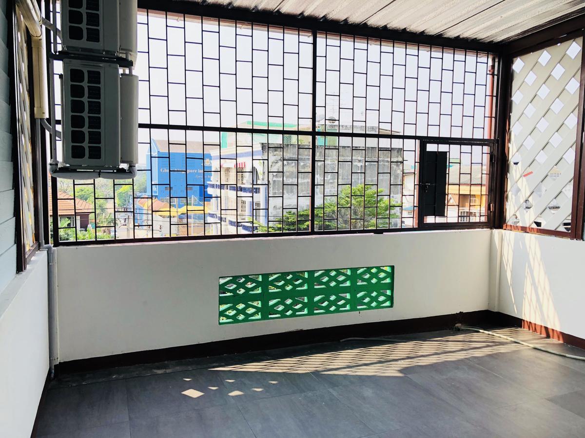 Wj Hostel Bangkok Extérieur photo
